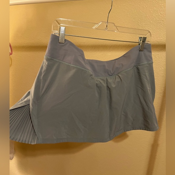 Lululemon Tennis Skirt - Picture 4 of 5